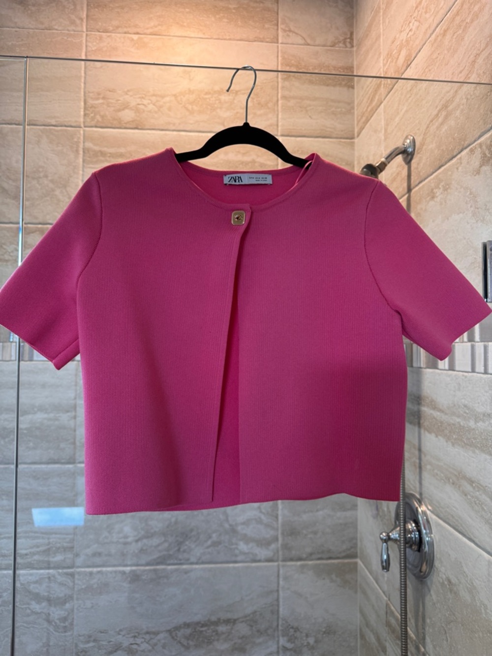 Zara Bright Pink Short Sleeve Cropped Top